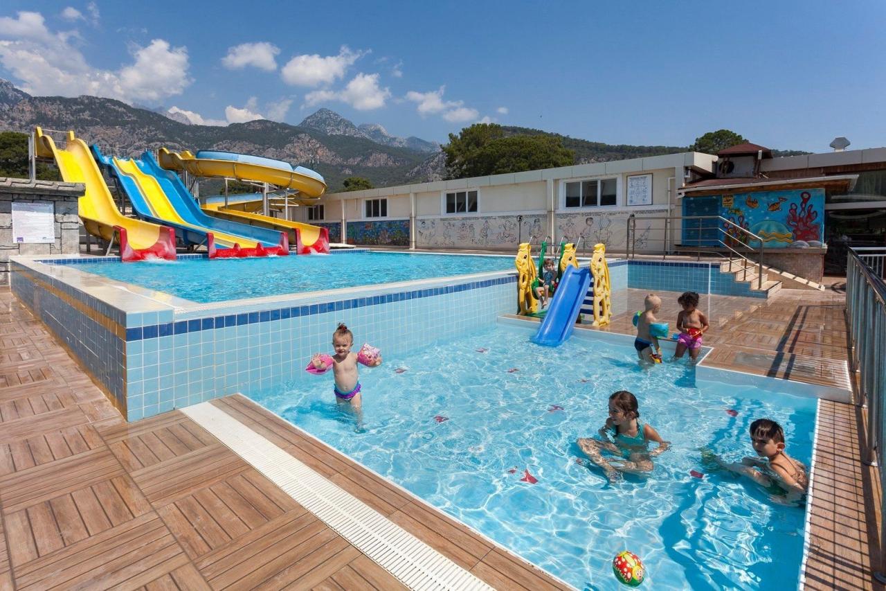 Hotel Club Belpinar