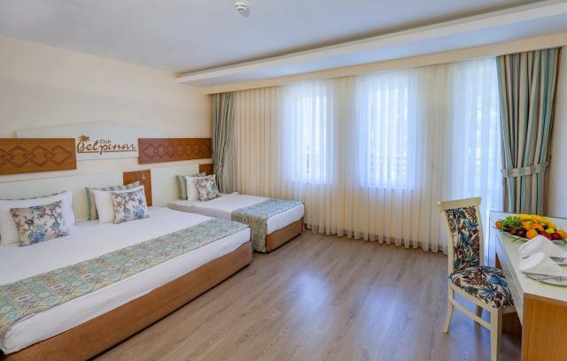 Hotel Club Belpinar