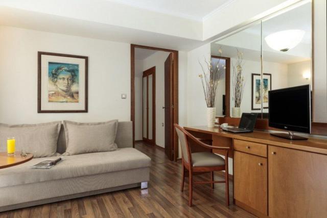 Best Western Plaza