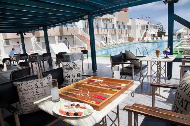 Athinoula Hotel