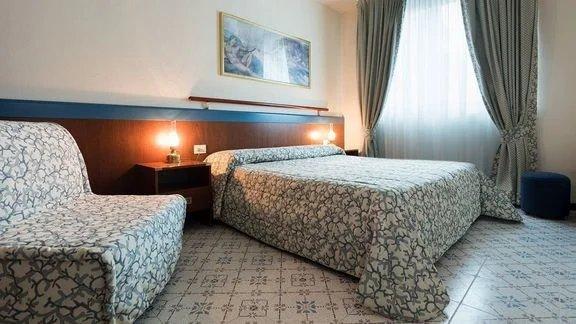 Aparthotel Holiday