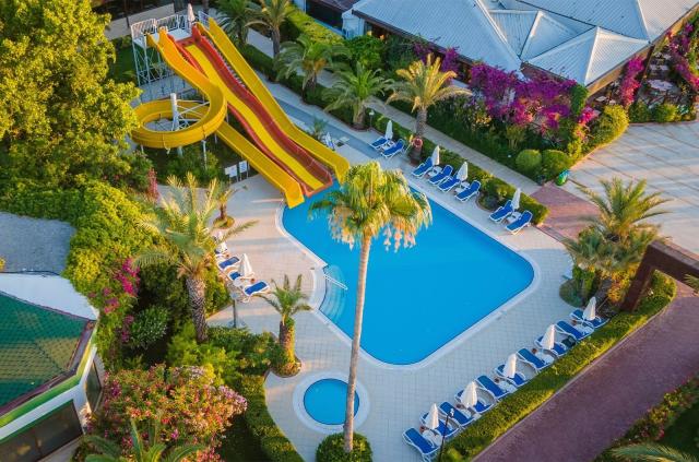 Hotel Emelda Sun Club