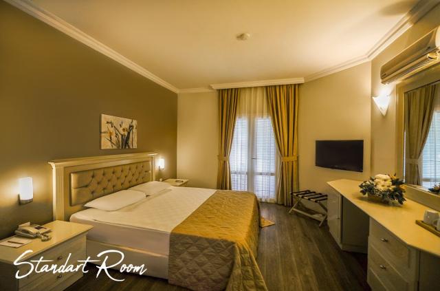 Hotel Emelda Sun Club