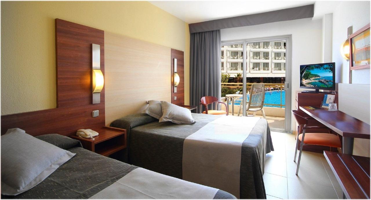 Aqua Hotel Aquamarina & Spa