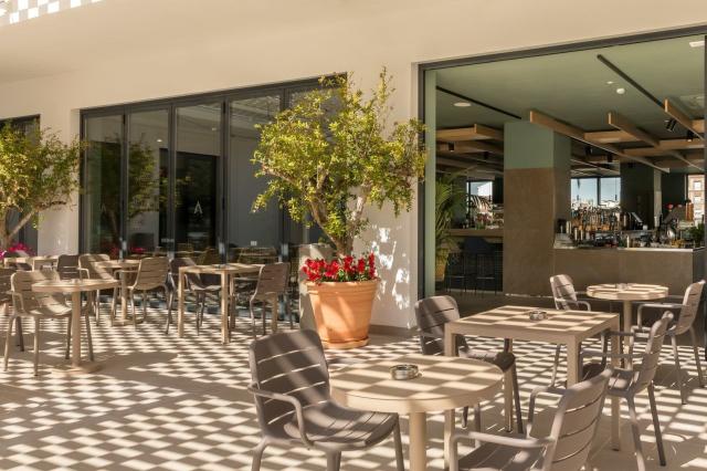 Aqua Hotel Silhouette & Spa - Adults Only