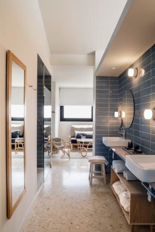 Aqua Hotel Silhouette & Spa - Adults Only