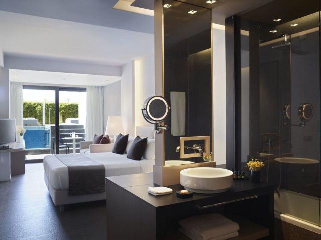 Aqua Blu Boutique Hotel and Spa