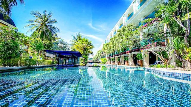 Phuket Graceland Resort & Spa