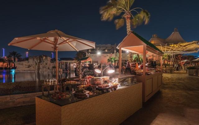 Hotel Sharq Village & Spa by Ritz-Carlton