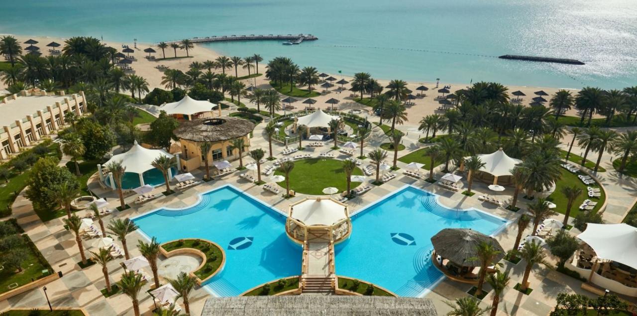 Hotel Intercontinental Doha Beach & Spa