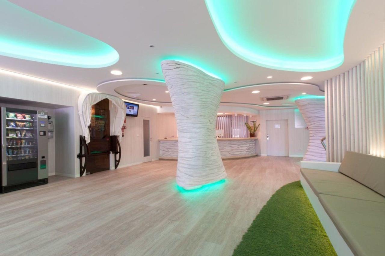 Hotel Ambassador Playa II