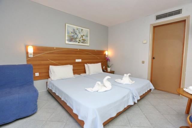 Dionysos Hotel and Studios
