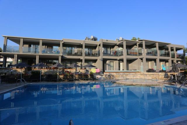 Dionysos Hotel and Studios
