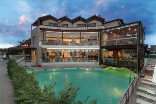 Cosmopolitan & Spa