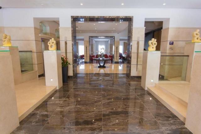 Maritim Antonine Hotel