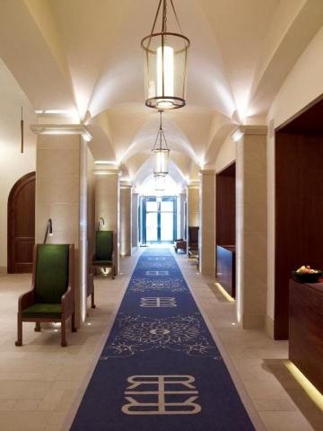 Hotel Refinery