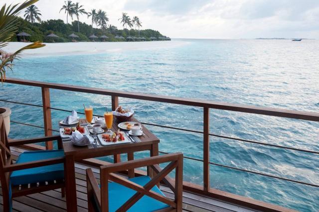 Reethi Faru Resort