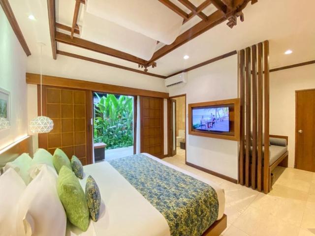 Candi Beach Resort & Spa