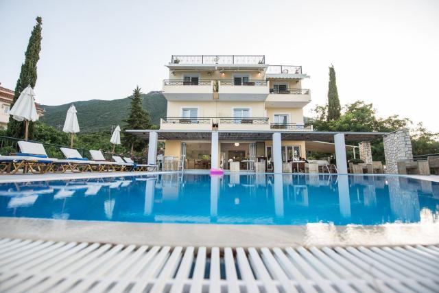Aliki Hotel