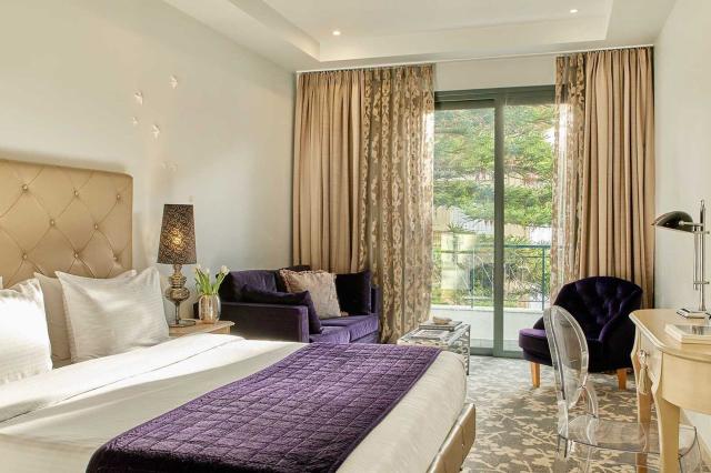 Dioni Boutique Hotel