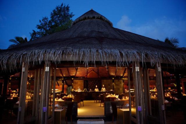 Komandoo Island Resort & Spa
