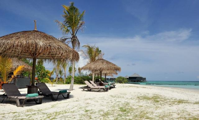 Komandoo Island Resort & Spa