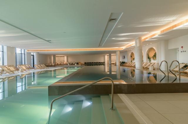 Aqua House Hotel and SPA