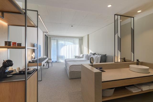 Aqua House Hotel and SPA