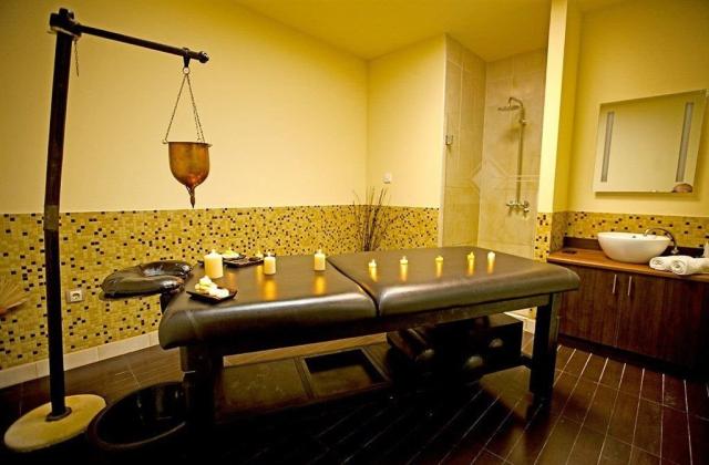 Hotel Azalia