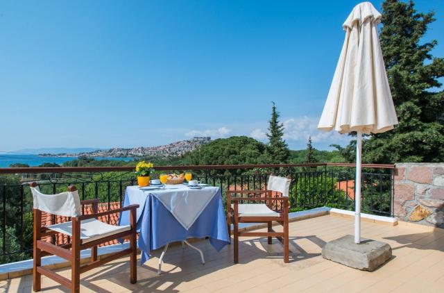 Hotel Delfinia