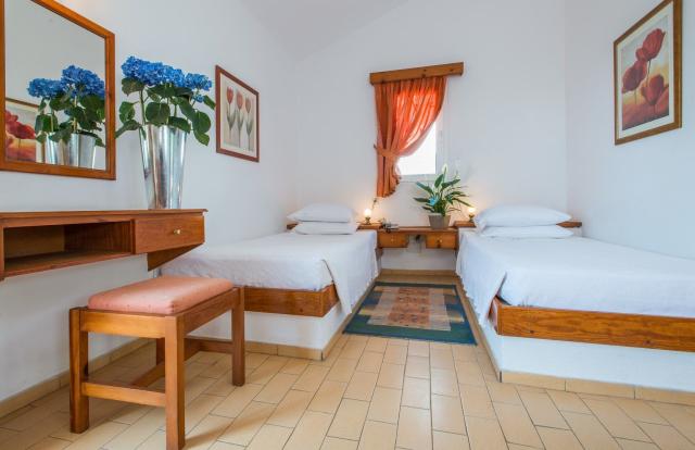 Hotel Delfinia