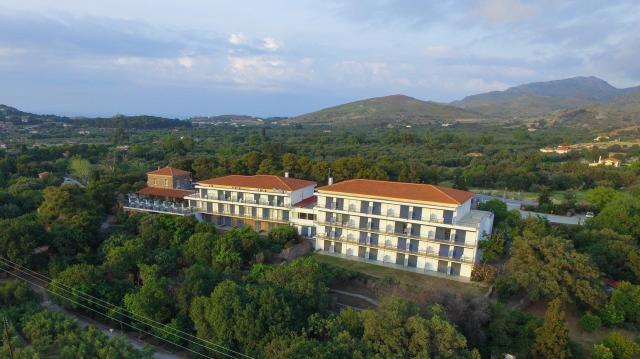 Hotel Delfinia