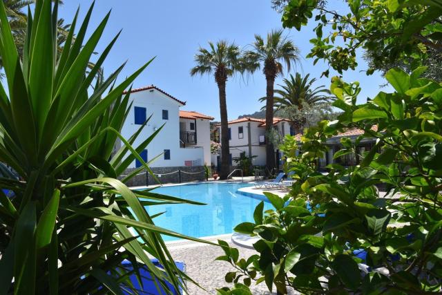 Hotel Anaxos Gardens