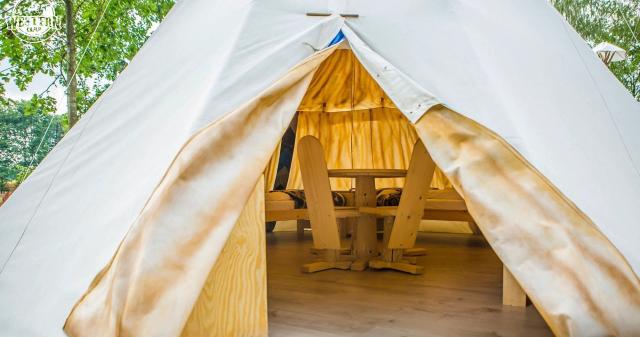 Western Camp Resort Energylandia