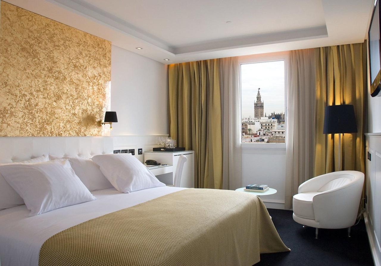Hotel Gran Melia Colon