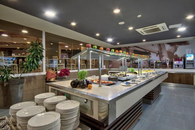Db Seabank Resort and Spa