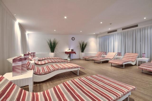 Db Seabank Resort and Spa
