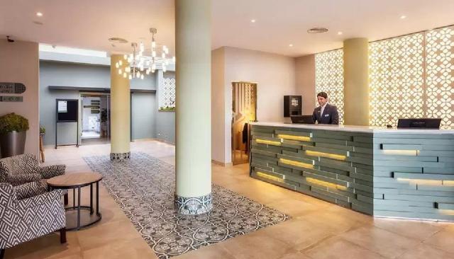Hotel Catalonia Santa Justa
