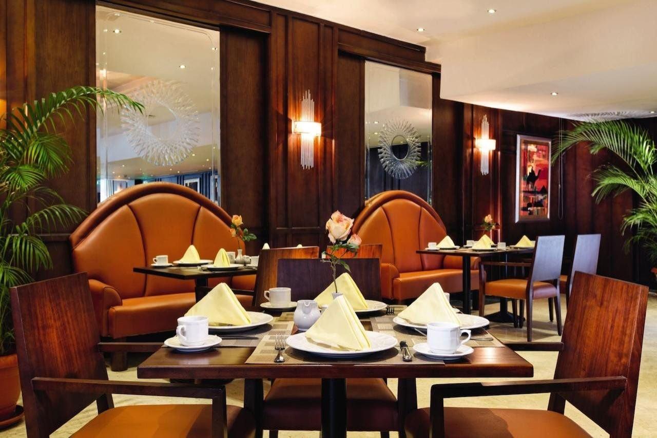Cairo Pyramids Hotel