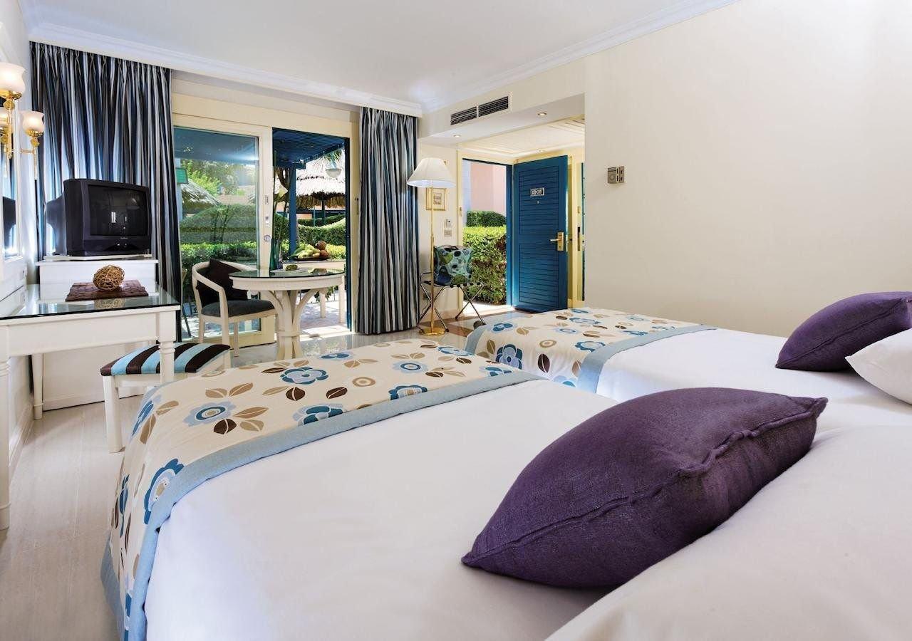 Cairo Pyramids Hotel
