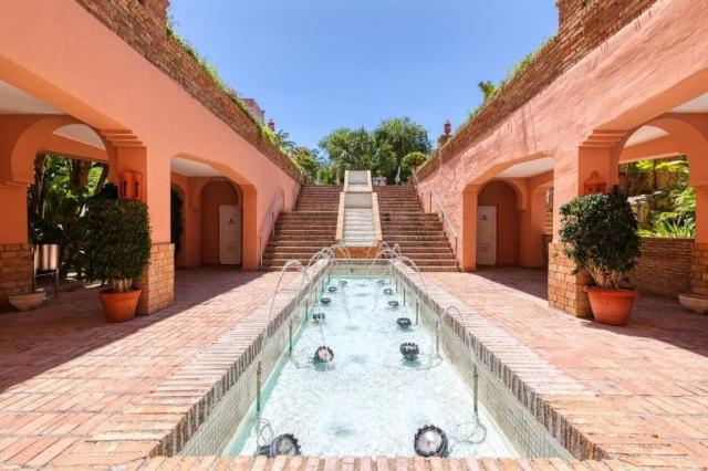 Playacalida SPA