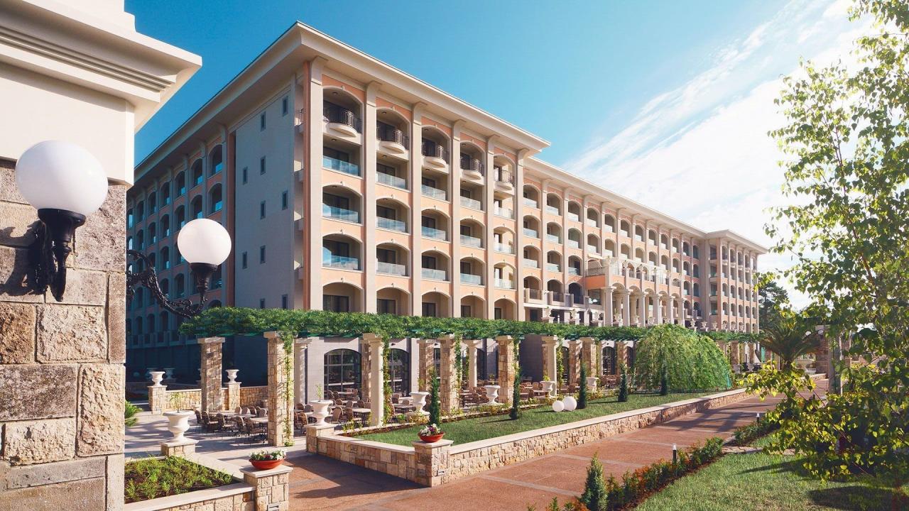 Hotel Astor Garden