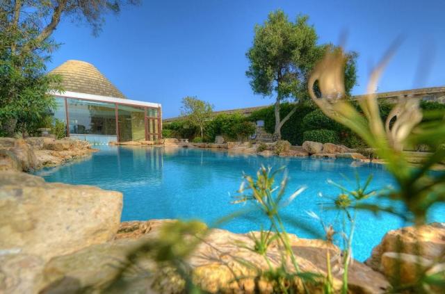 Ta' Cenc Hotel