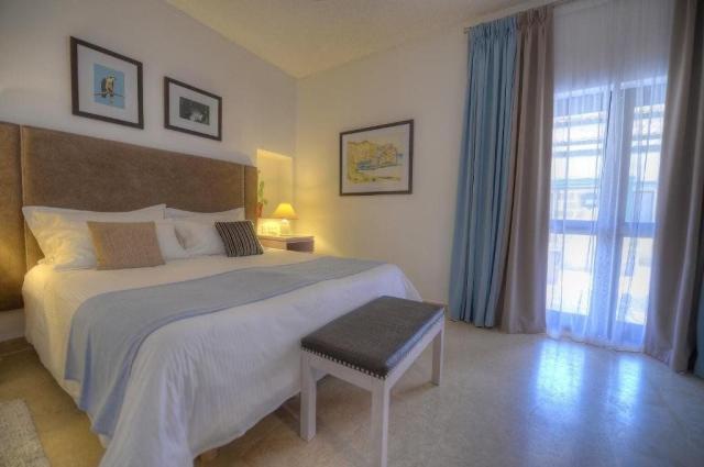 Ta' Cenc Hotel