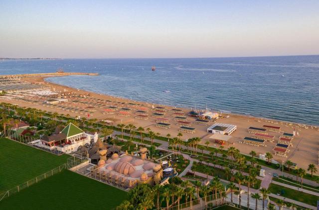 Hotel Kamelya Aischen K Club