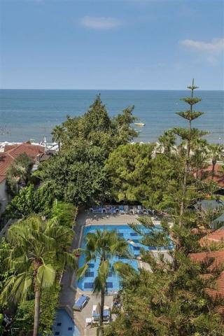Hotel Trendy Side Beach