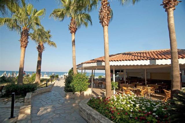 Hotel Trendy Side Beach