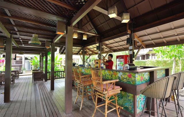 Hotel Khaolak Bhandari Resort & Spa