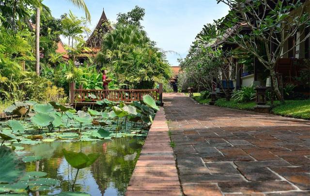 Hotel Khaolak Bhandari Resort & Spa