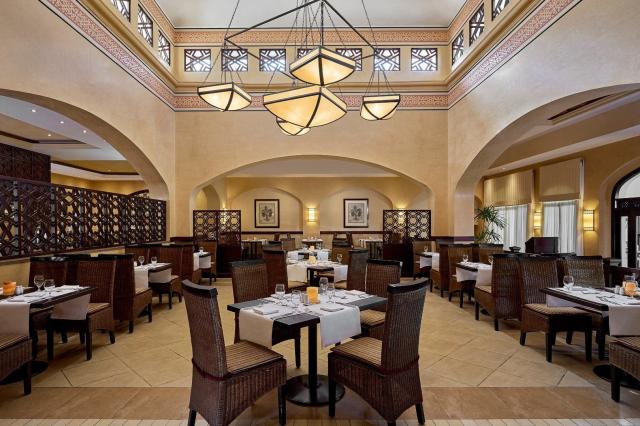 Hotel Jaz Almaza Beach Resort